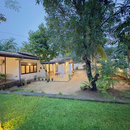 Leisure Villa Anuradhapura Exteriör bild