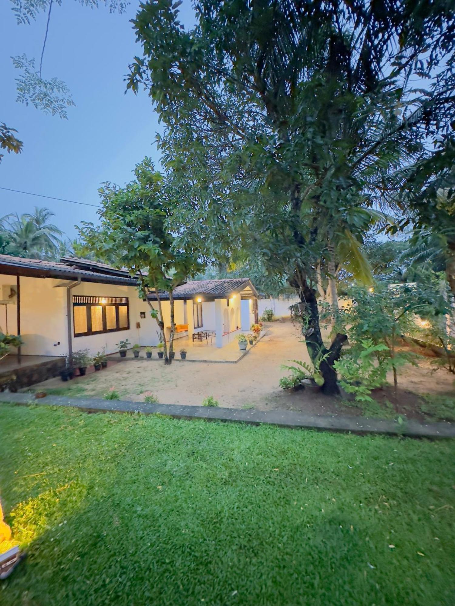 Leisure Villa Anuradhapura Exteriör bild